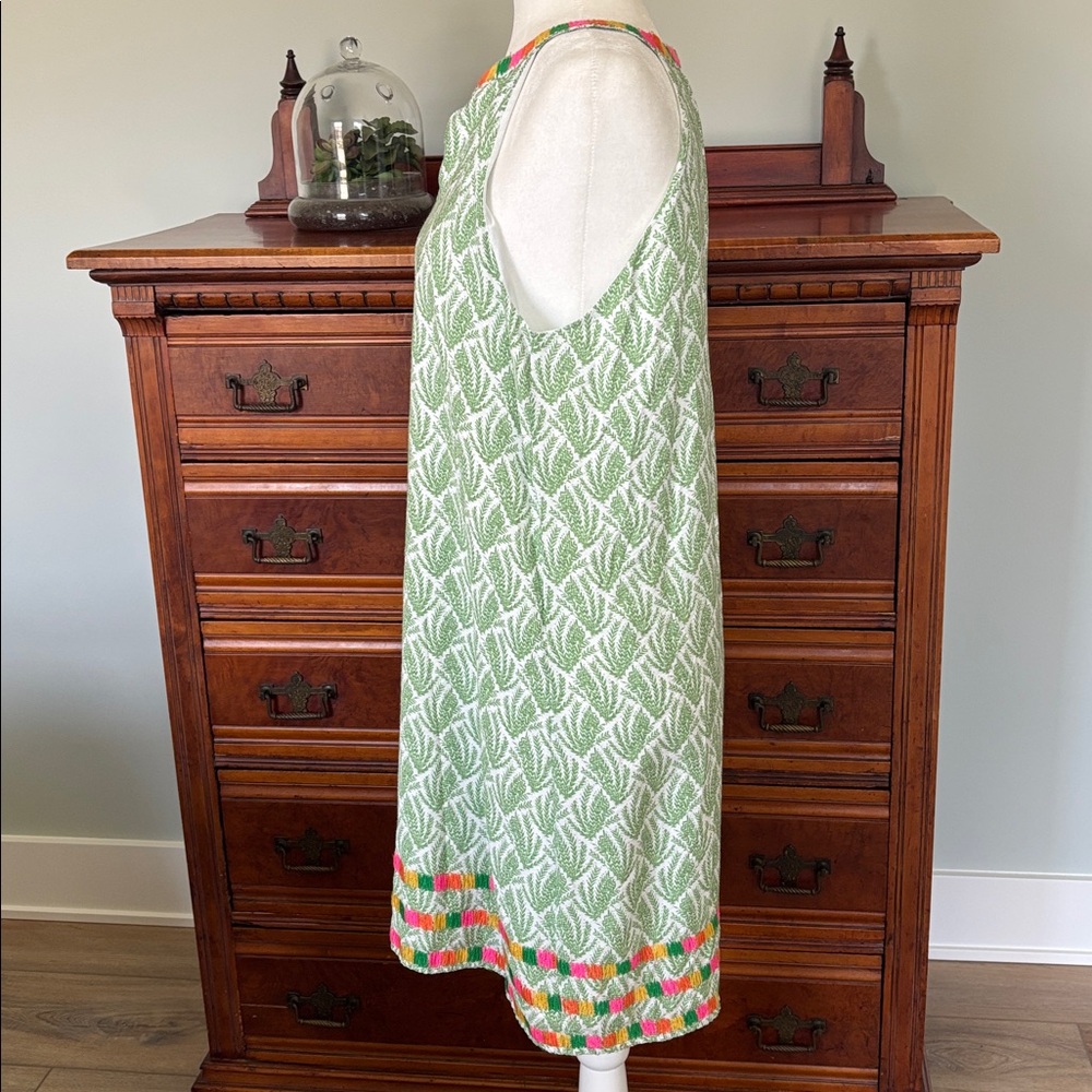 THML Sleeveless Halter Shift Dress Green and White Embroidered SZ M Preppy Boho - Picture 5 of 10
